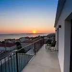 Villa Newly Built Marvista With 4 Bedrooms,infinity Pool & Stunning Sea And Mountain Views