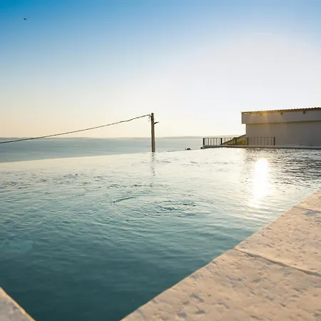 Newly Built Marvista With 4 Bedrooms,infinity Pool & Stunning Sea And Mountain Views * Rtina