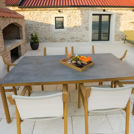 Newly Built Marvista With 4 Bedrooms,infinity Pool & Stunning Sea And Mountain Views * Rtina