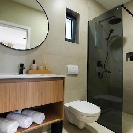 Newly Built Marvista With 4 Bedrooms,infinity Pool & Stunning Sea And Mountain Views Вилла