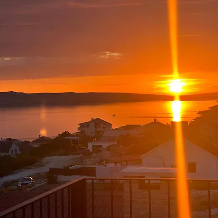 Newly Built Marvista With 4 Bedrooms,infinity Pool & Stunning Sea And Mountain Views Ртина