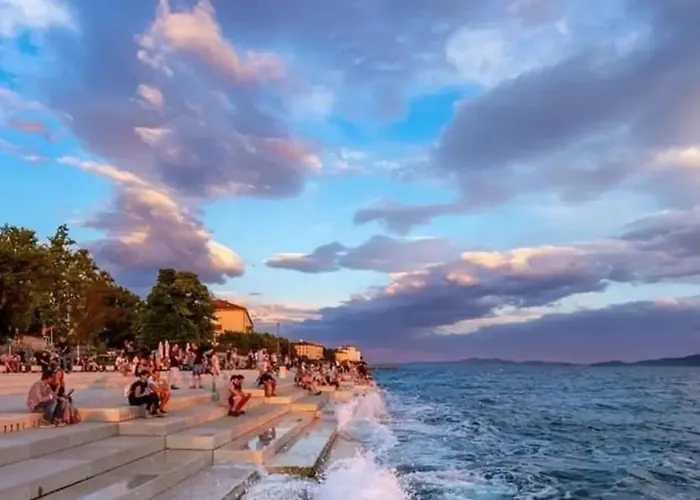 Villa Newly Built Marvista With 4 Bedrooms,infinity Pool & Stunning Sea And Mountain Views Rtina